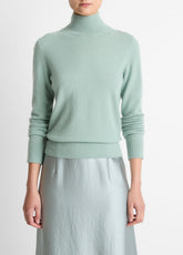 Cashmere Turtleneck Sweater in Turtleneck - ALOE STONE | VINCE Women