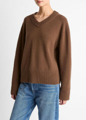 Wool-Cashmere V-Neck Sweater in V-Neck - HAZELNUT | VINCE Women