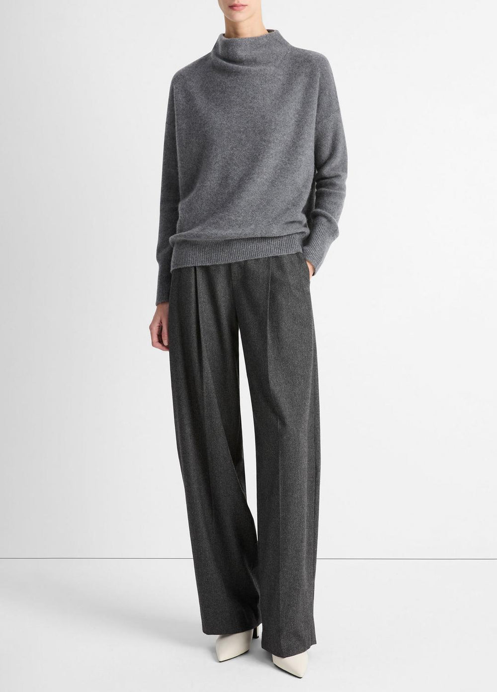 Plush Cashmere Funnel-Neck Sweater in Turtleneck - HEATHER GRAPHITE | VINCE Women