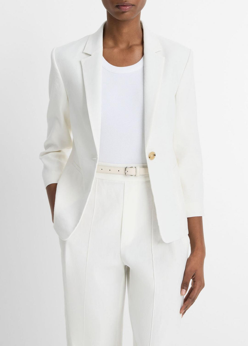 Linen-Blend Shrunken Blazer in Blazers - OFF WHITE | VINCE Women