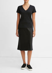 Essential Pima Cotton V-Neck T-Shirt in Short Sleeve - BLACK | VINCE Women