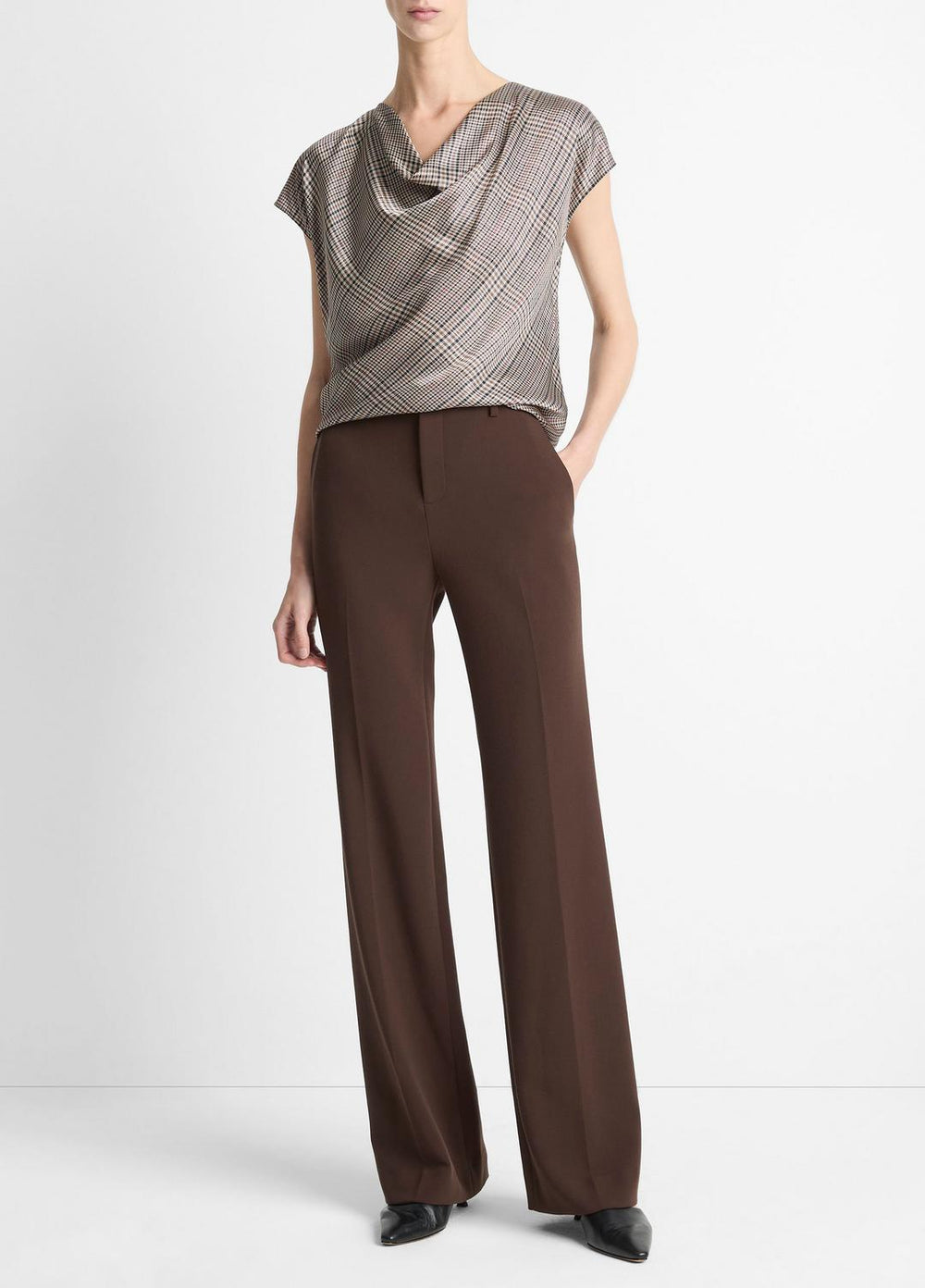 Mid-Rise Tailored Flare Pant in Trousers - DEEP ESPRESSO | VINCE Women