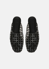 Barcelona Jelly Sandal in Sandals - BLACK | VINCE Women