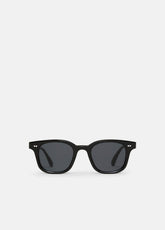 Chimi 02 Sunglasses in Sunglasses - BLACK | VINCE Women/Men