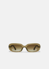 Chimi 12 Sunglasses in Sunglasses - GREEN | VINCE Women/Men