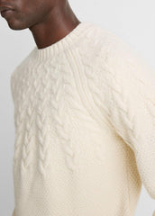 Airspun Merino Wool Cable-Yoke Sweater in Crew Neck - LIGHT DUNE | VINCE Men