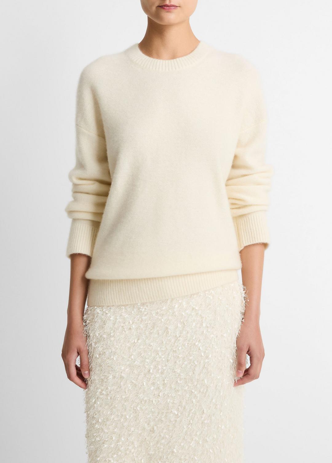 Plush Cashmere Crew Neck Sweater in Crew Neck - OFF WHITE | VINCE Women
