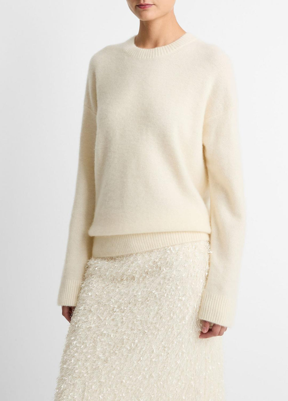 Plush Cashmere Crew Neck Sweater in Crew Neck - OFF WHITE | VINCE Women