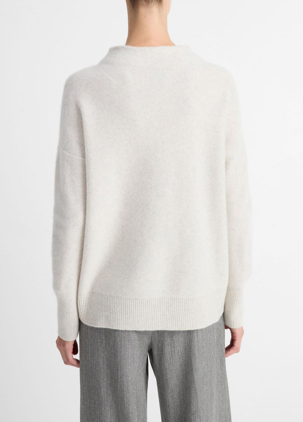 Plush Cashmere Funnel-Neck Sweater in Turtleneck - HEATHER PLATINUM | VINCE Women