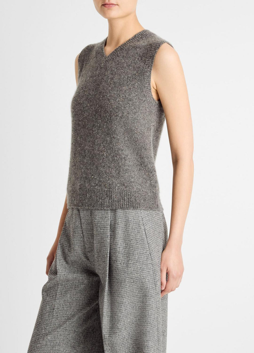 Donegal Plush Cashmere Sweater Vest in V-Neck - MEDIUM HEATHER GREY DONEGAL | VINCE Women