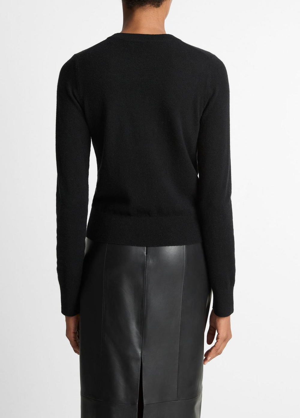 Cashmere Crew Neck Sweater in Crew Neck - BLACK | VINCE Women