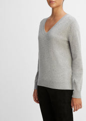 Cashmere Weekend V-Neck Sweater in V-Neck - HEATHER STEEL | VINCE Women