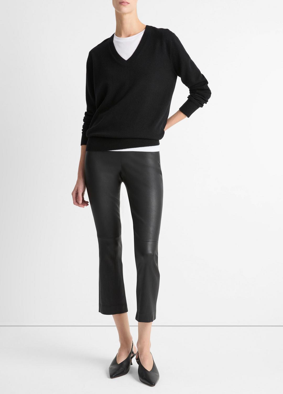 Cashmere Weekend V-Neck Sweater in V-Neck - BLACK | VINCE Women