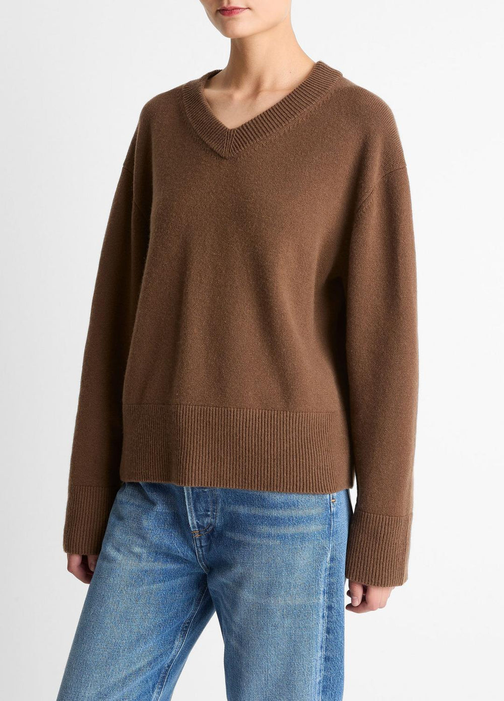 Wool-Cashmere V-Neck Sweater in V-Neck - HAZELNUT | VINCE Women