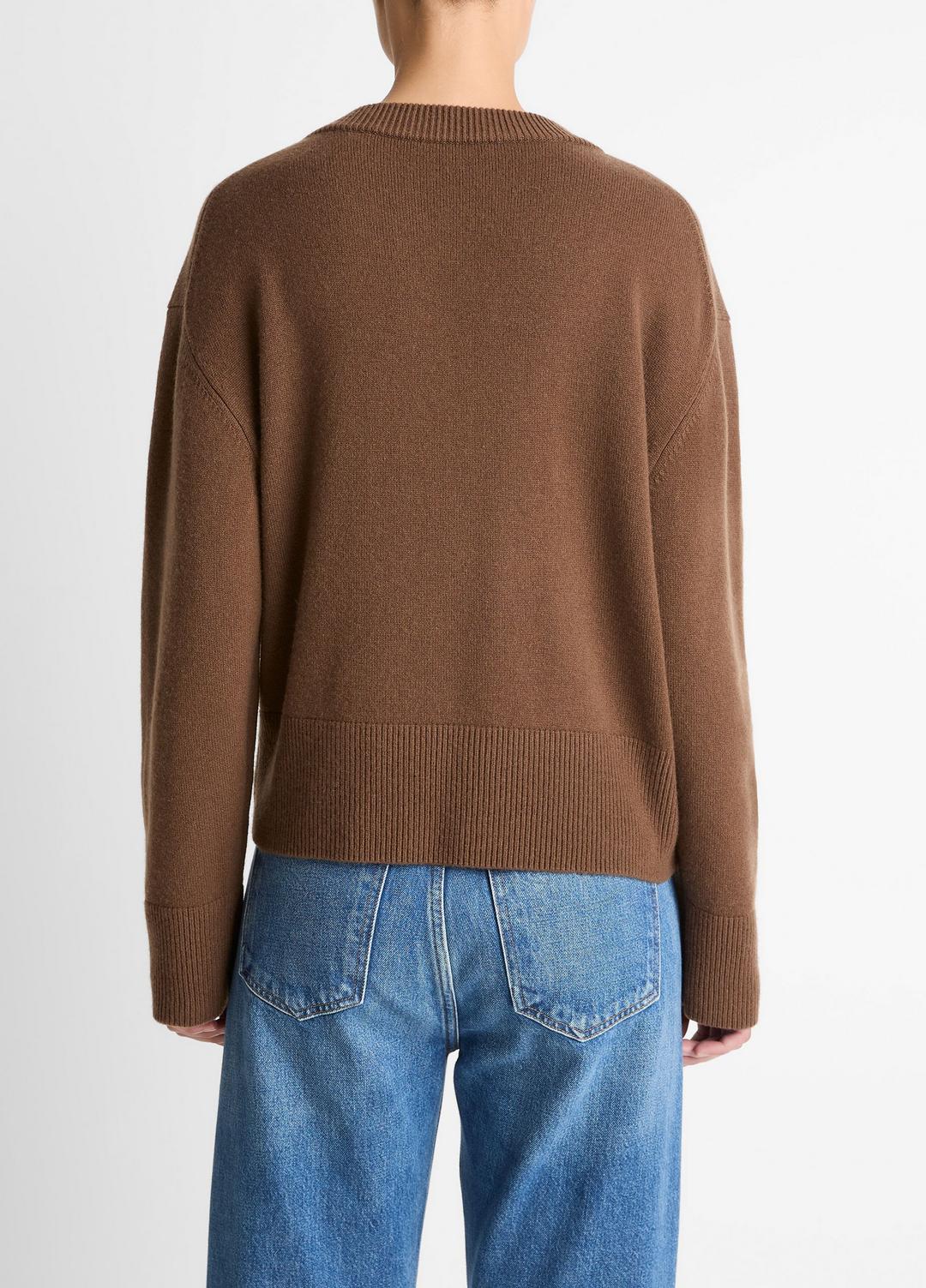 Wool-Cashmere V-Neck Sweater in V-Neck - HAZELNUT | VINCE Women