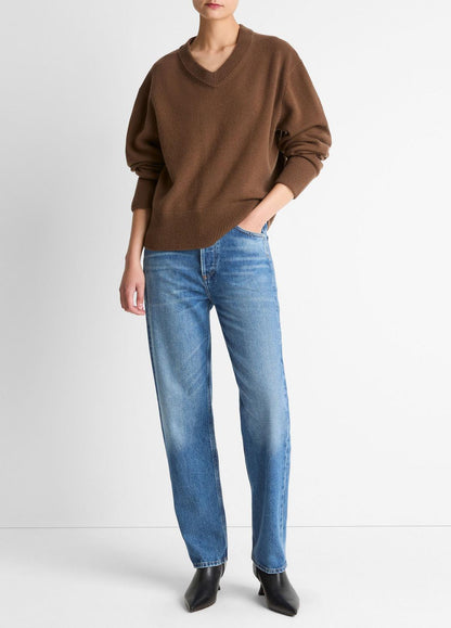 Wool-Cashmere V-Neck Sweater in V-Neck - HAZELNUT | VINCE Women