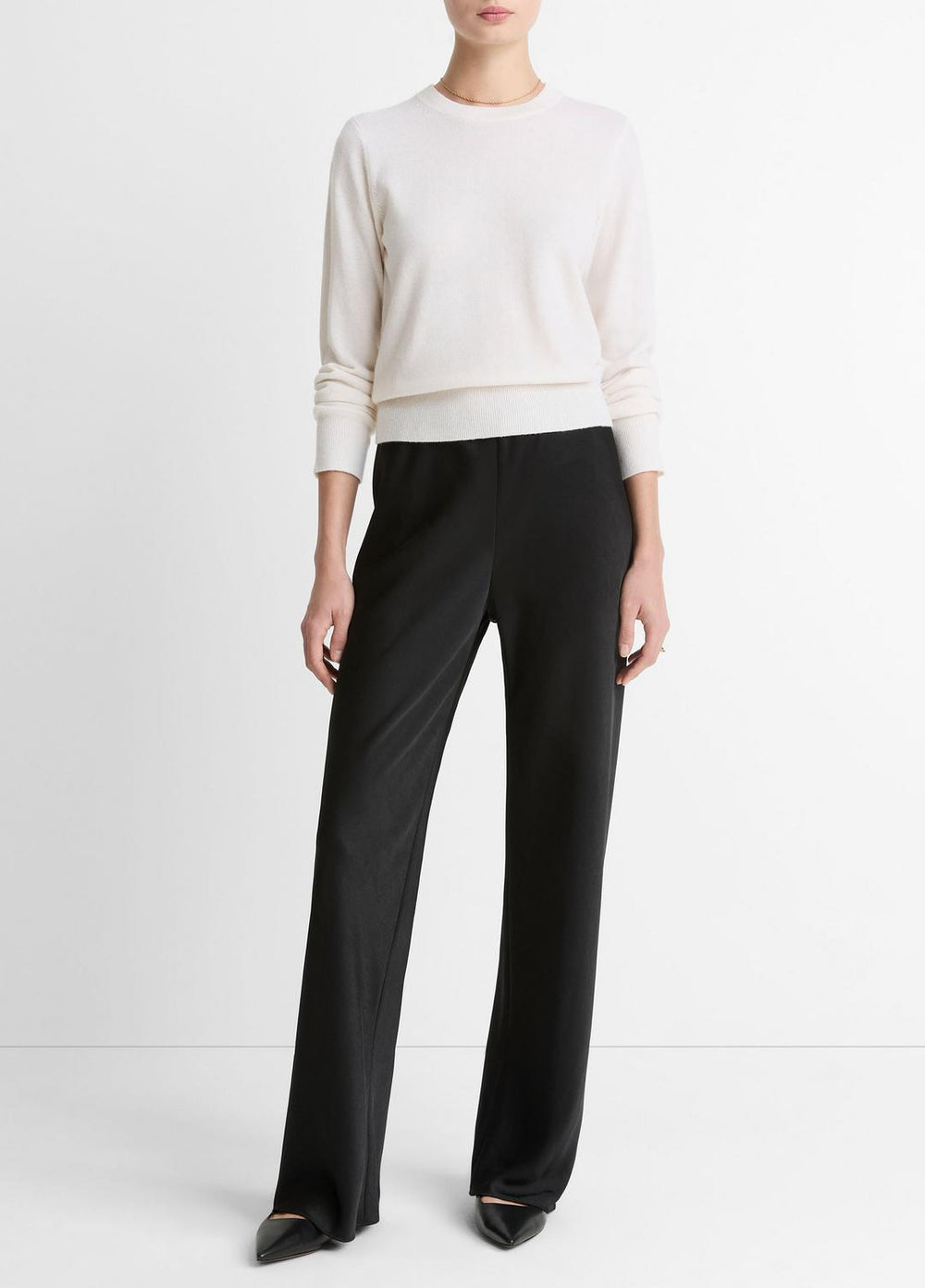 Cashmere Crew Neck Sweater in Crew Neck - OFF WHITE | VINCE Women