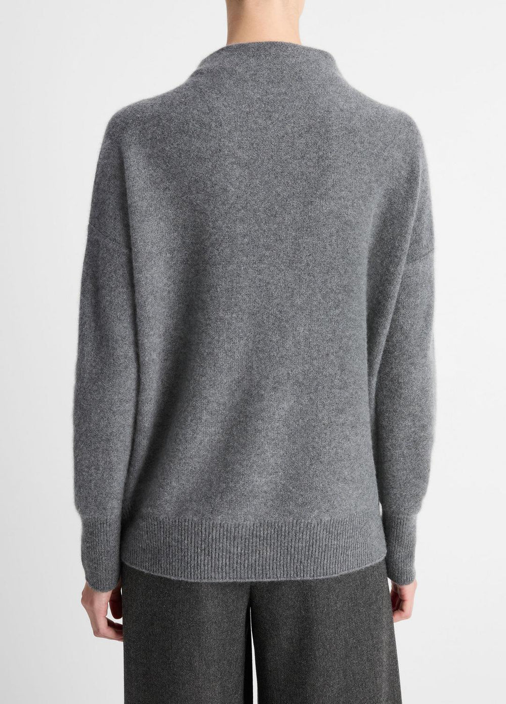 Plush Cashmere Funnel-Neck Sweater in Turtleneck - HEATHER GRAPHITE | VINCE Women