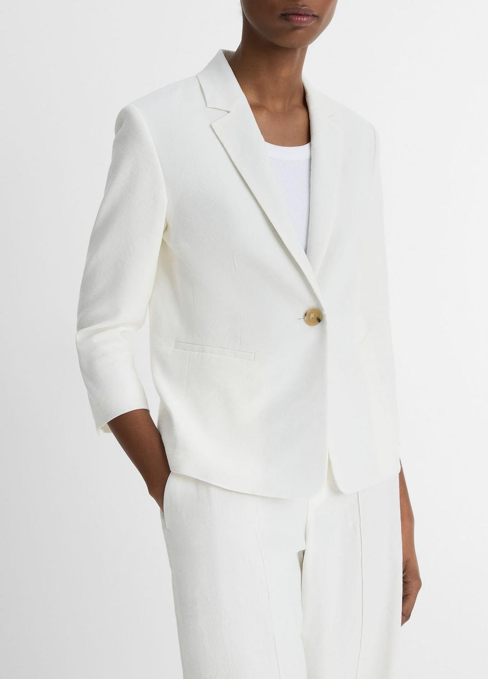Linen-Blend Shrunken Blazer in Blazers - OFF WHITE | VINCE Women