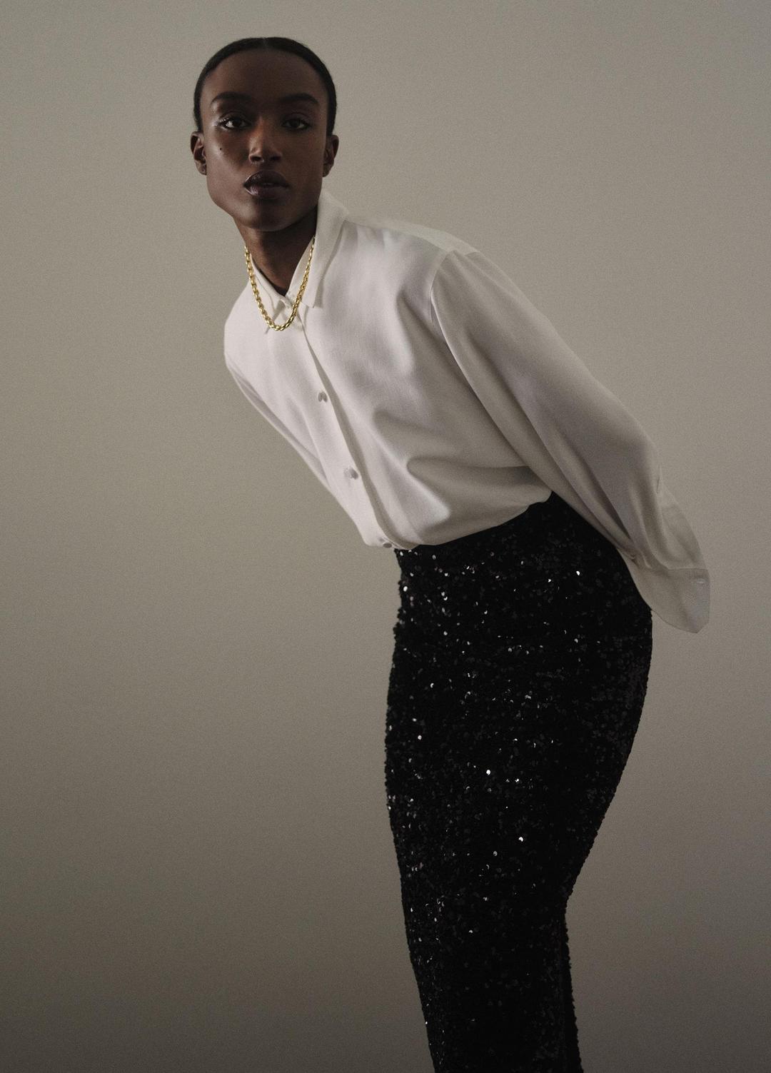 Refined Twill Covered-Button Shirt in Long Sleeve - LIGHT CREAM | VINCE Women