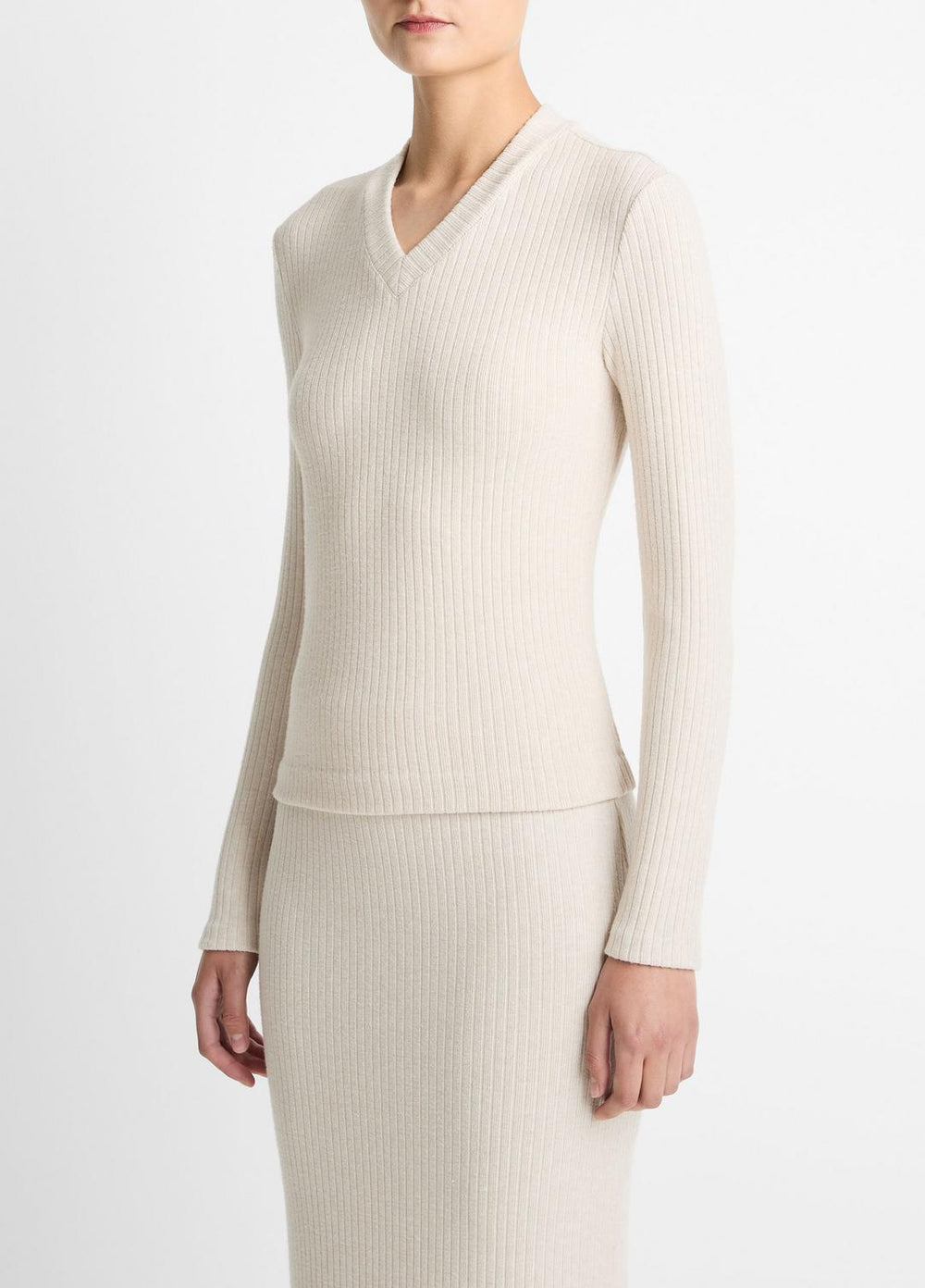 Cozy Rib High V-Neck Top in Long Sleeve - HEATHER CREAM OAT | VINCE Women