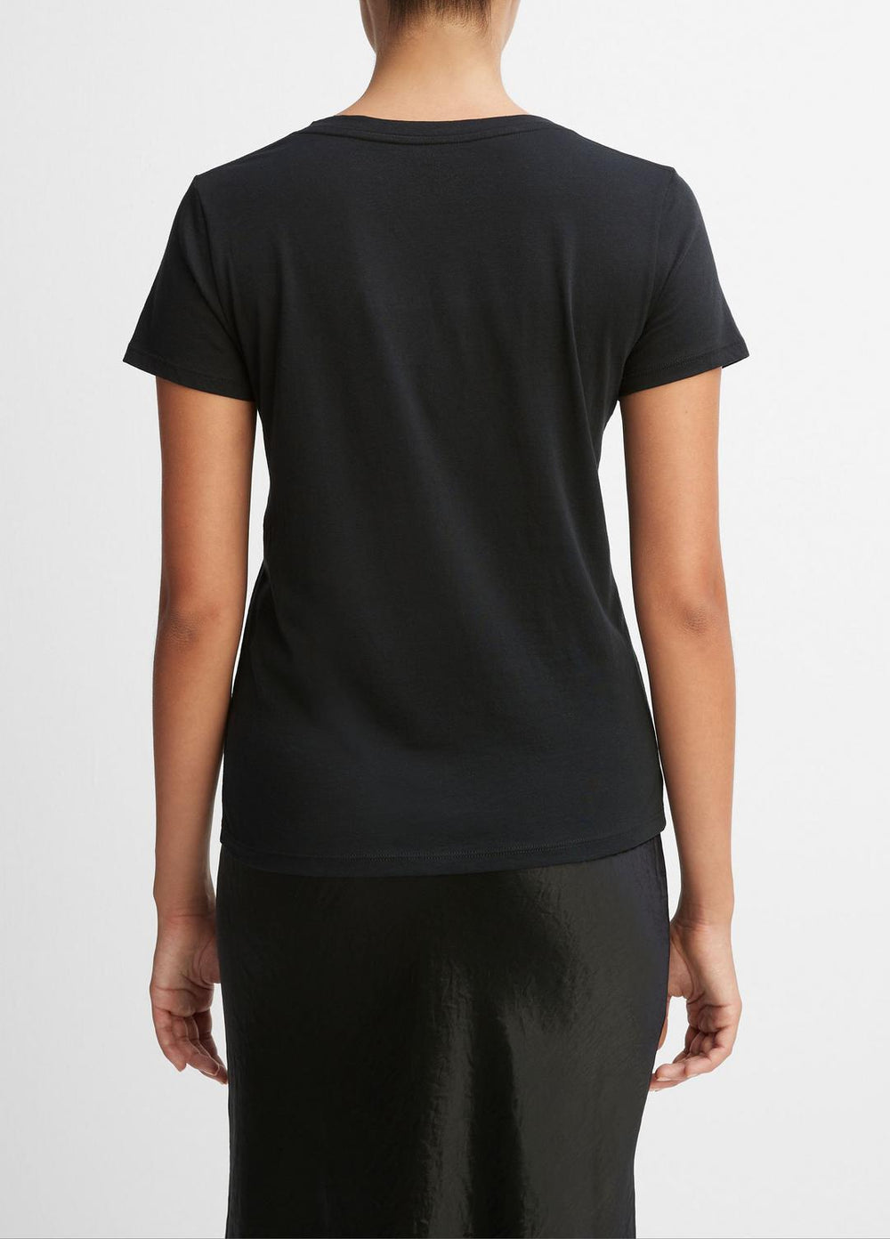 Essential Pima Cotton V-Neck T-Shirt in Short Sleeve - BLACK | VINCE Women
