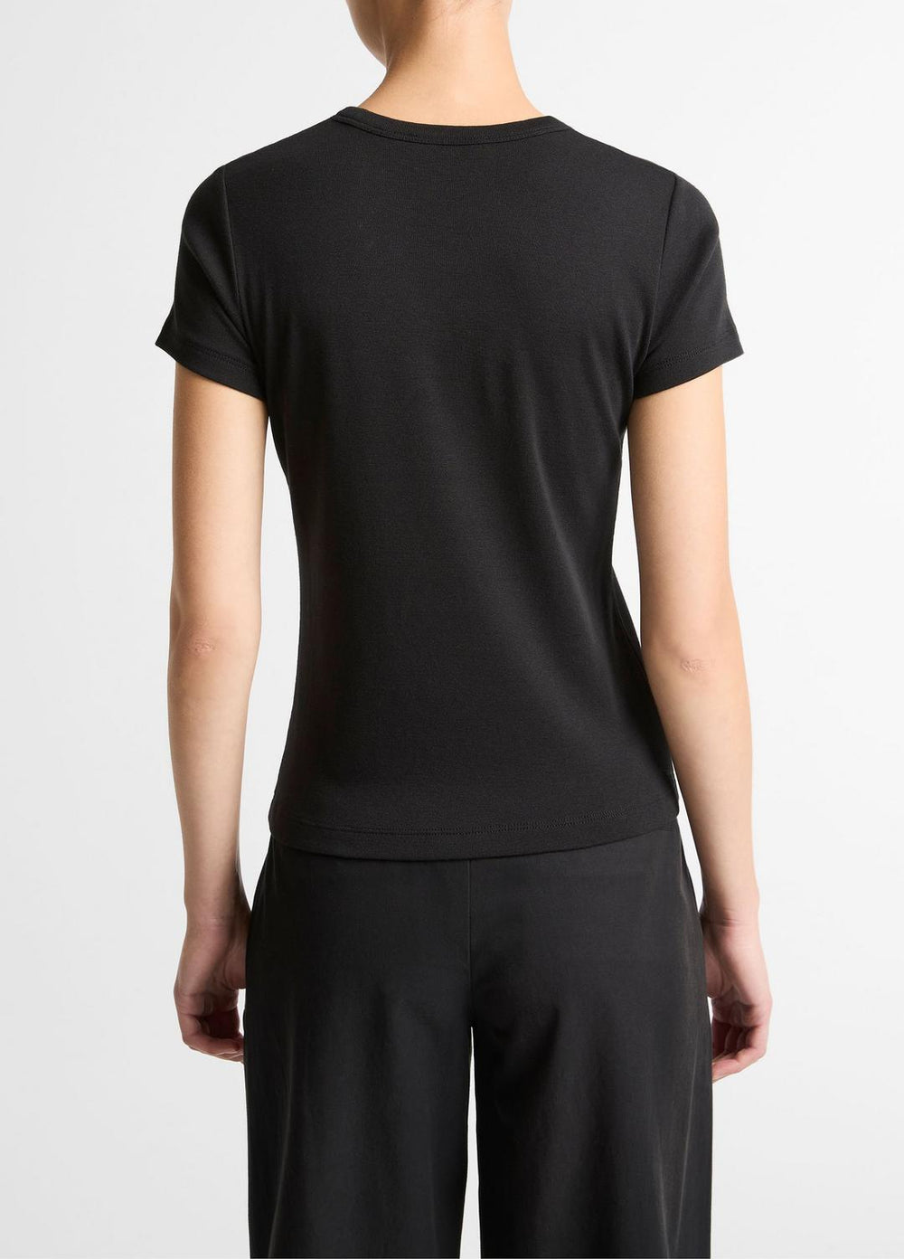 Pima Cotton-Blend '90s Shrunken T-Shirt in Short Sleeve - BLACK | VINCE Women