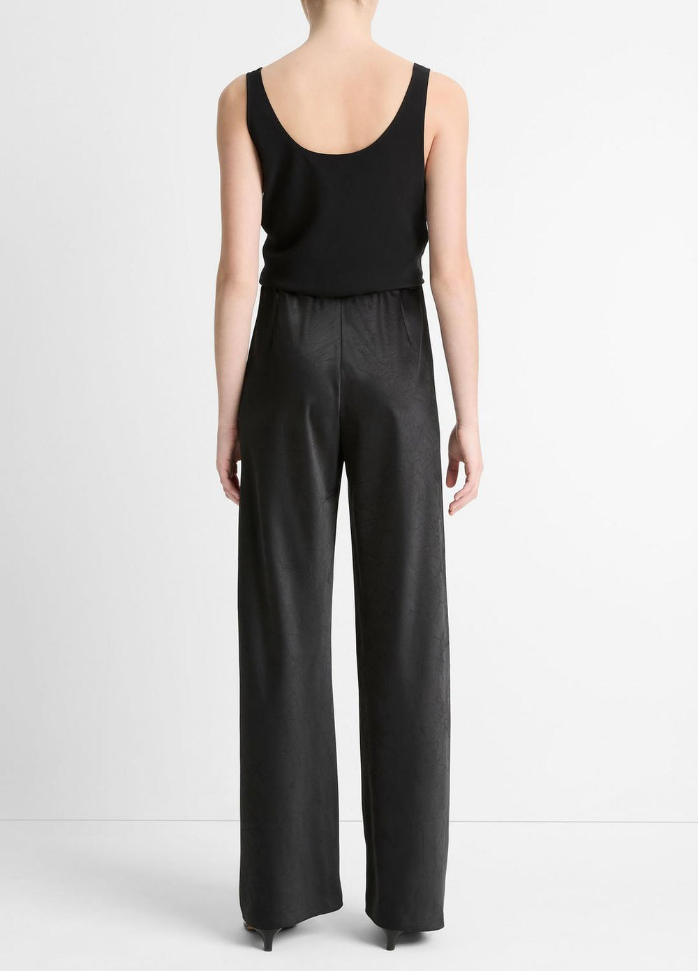 Colette High-Rise Fluid Satin Bias Pant in Trousers - BLACK | VINCE Women