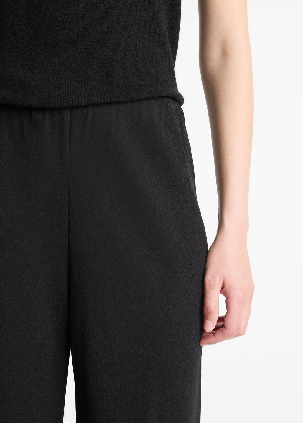 Colette High-Rise Crepe Bias Pant in Trousers - BLACK | VINCE Women