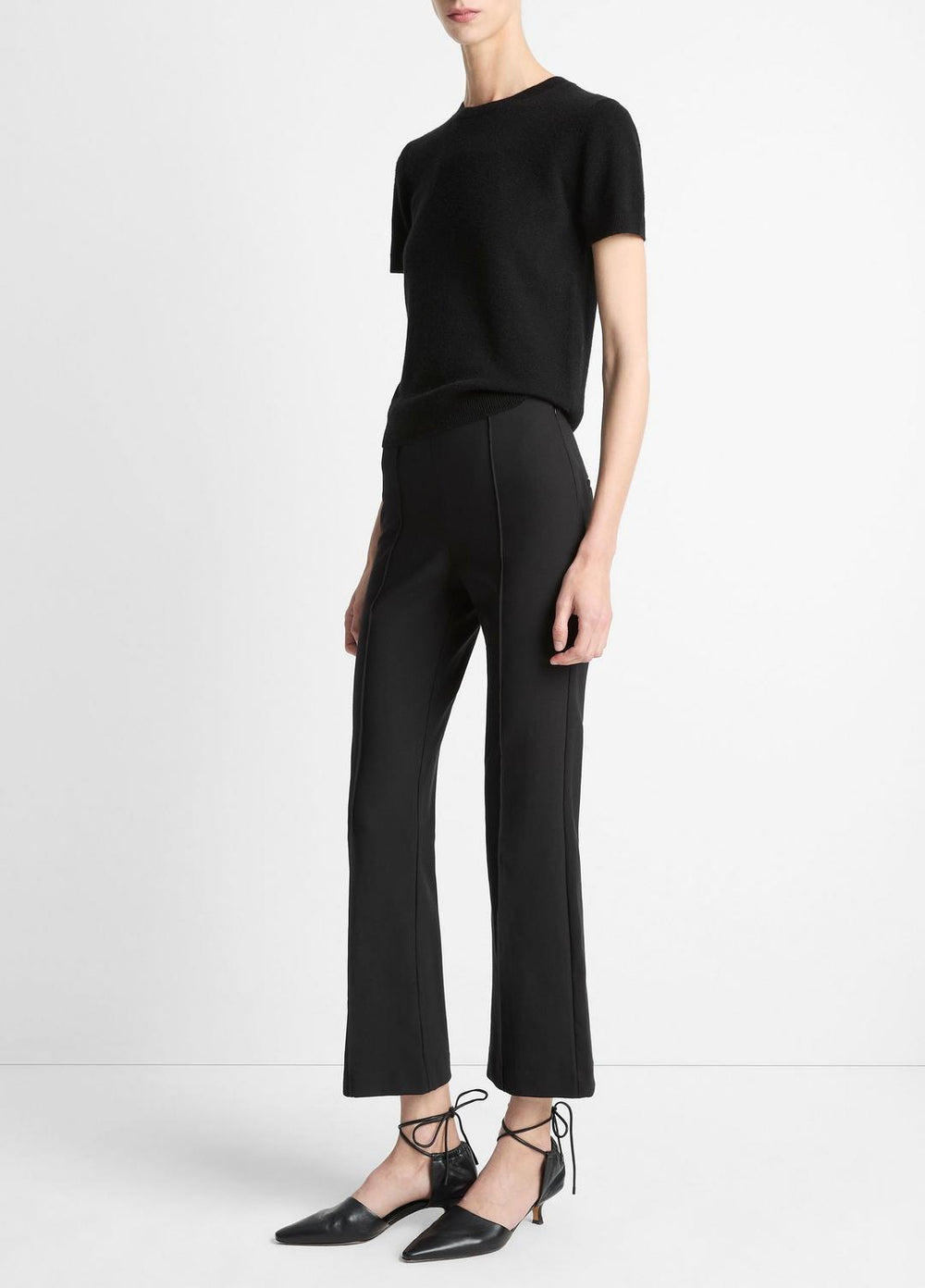 Niki Mid-Rise Pintuck Crop Flare Pant in Trousers - BLACK | VINCE Women