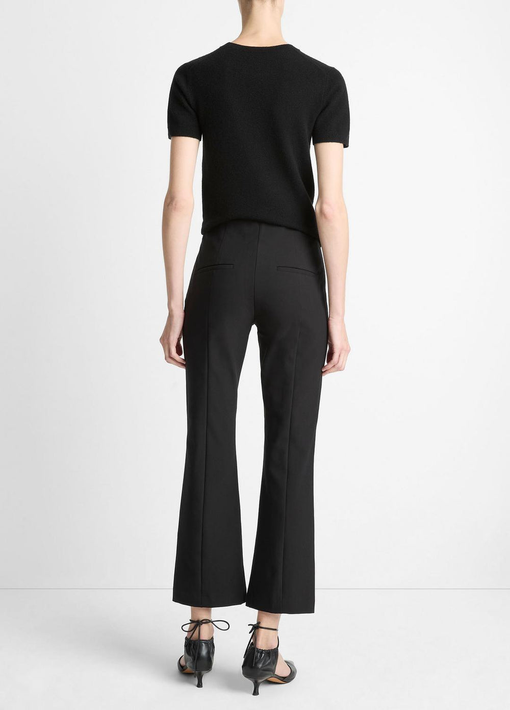 Niki Mid-Rise Pintuck Crop Flare Pant in Trousers - BLACK | VINCE Women