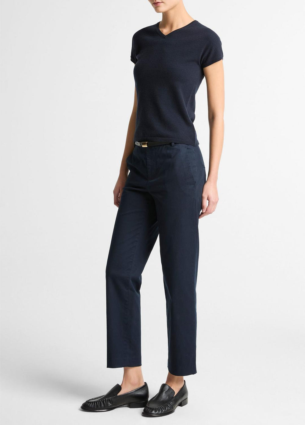 Avery Mid-Rise Italian Stretch-Cotton Chino Pant in Trousers - COASTAL BLUE | VINCE Women