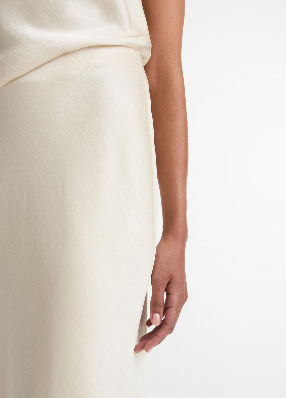 Satin Bias Column Skirt in Skirts - BONA | VINCE Women
