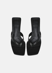 San Juan Leather Heeled Thong Sandal in Heels - BLACK | VINCE Women