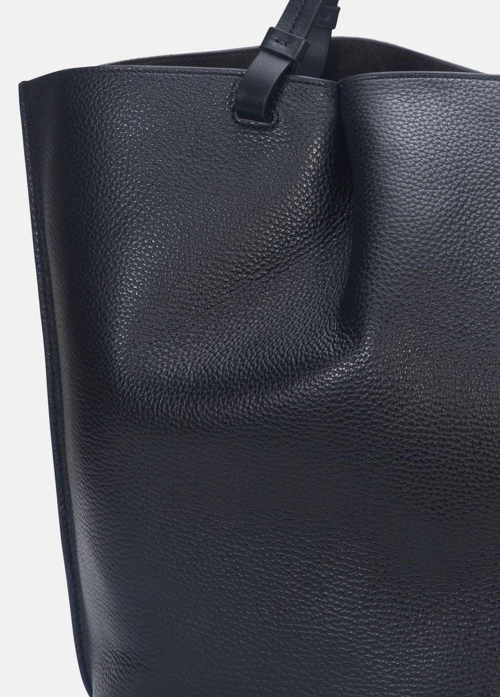 Ava Leather Tote in Handbags - BLACK | VINCE Women