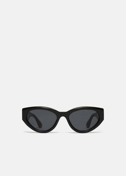 Chimi 06 Sunglasses in Sunglasses - BLACK | VINCE Women/Men