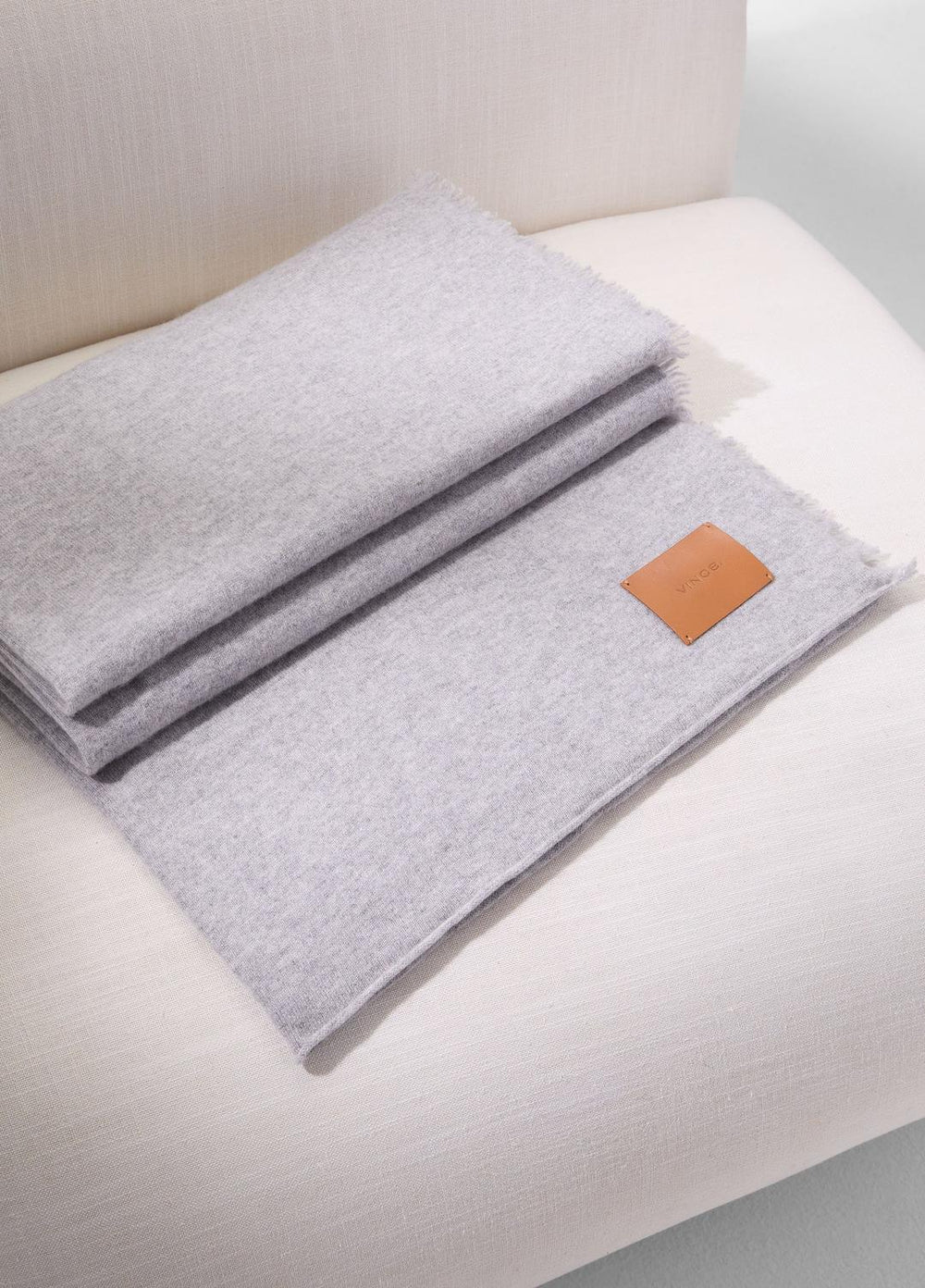 Cashmere Reverse Jersey Throw in Pillows & Blankets - HEATHER GREY | VINCE Women