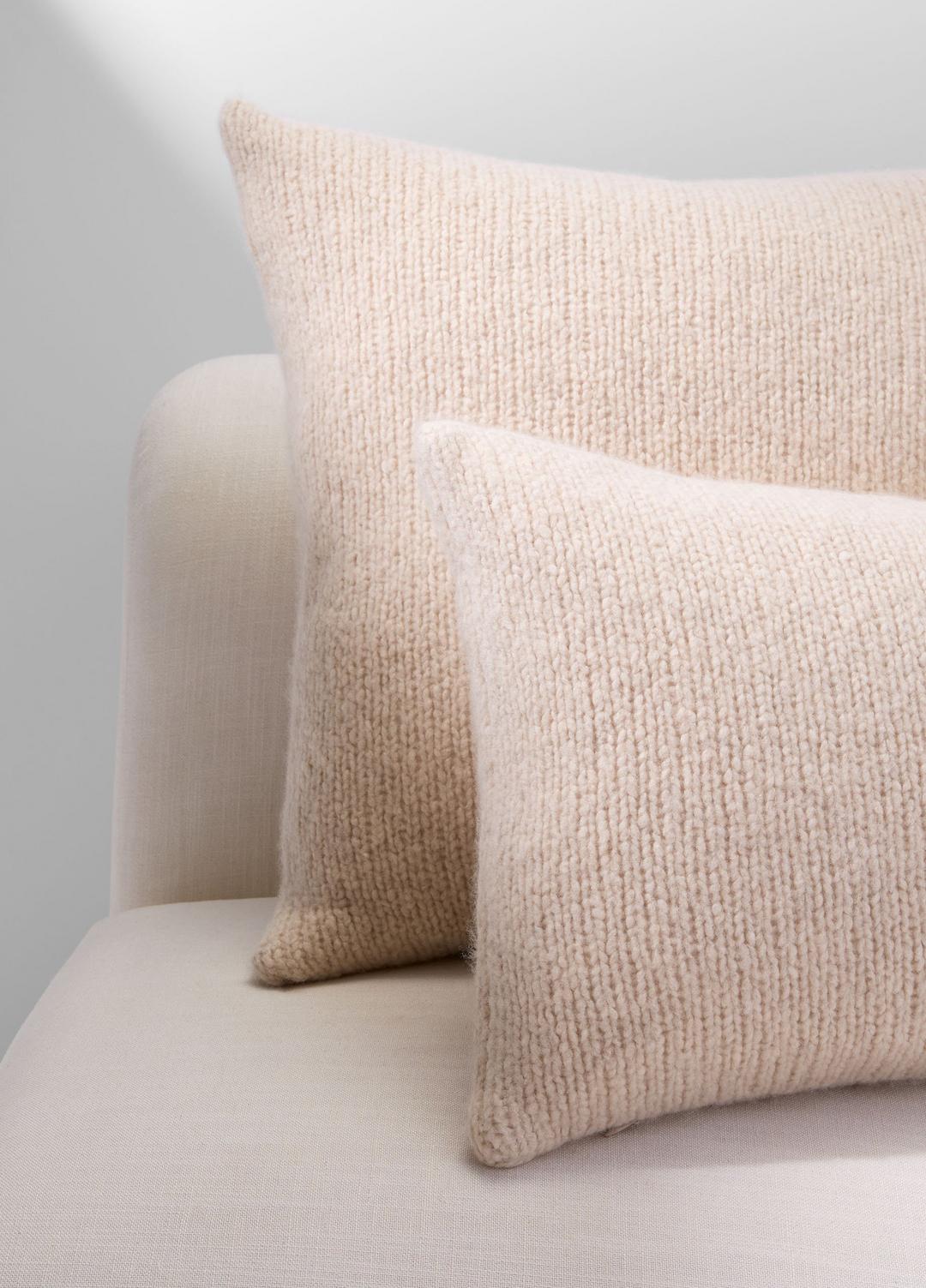 Cashmere-Silk Jersey Pillow in Pillows & Blankets - LACE | VINCE Women