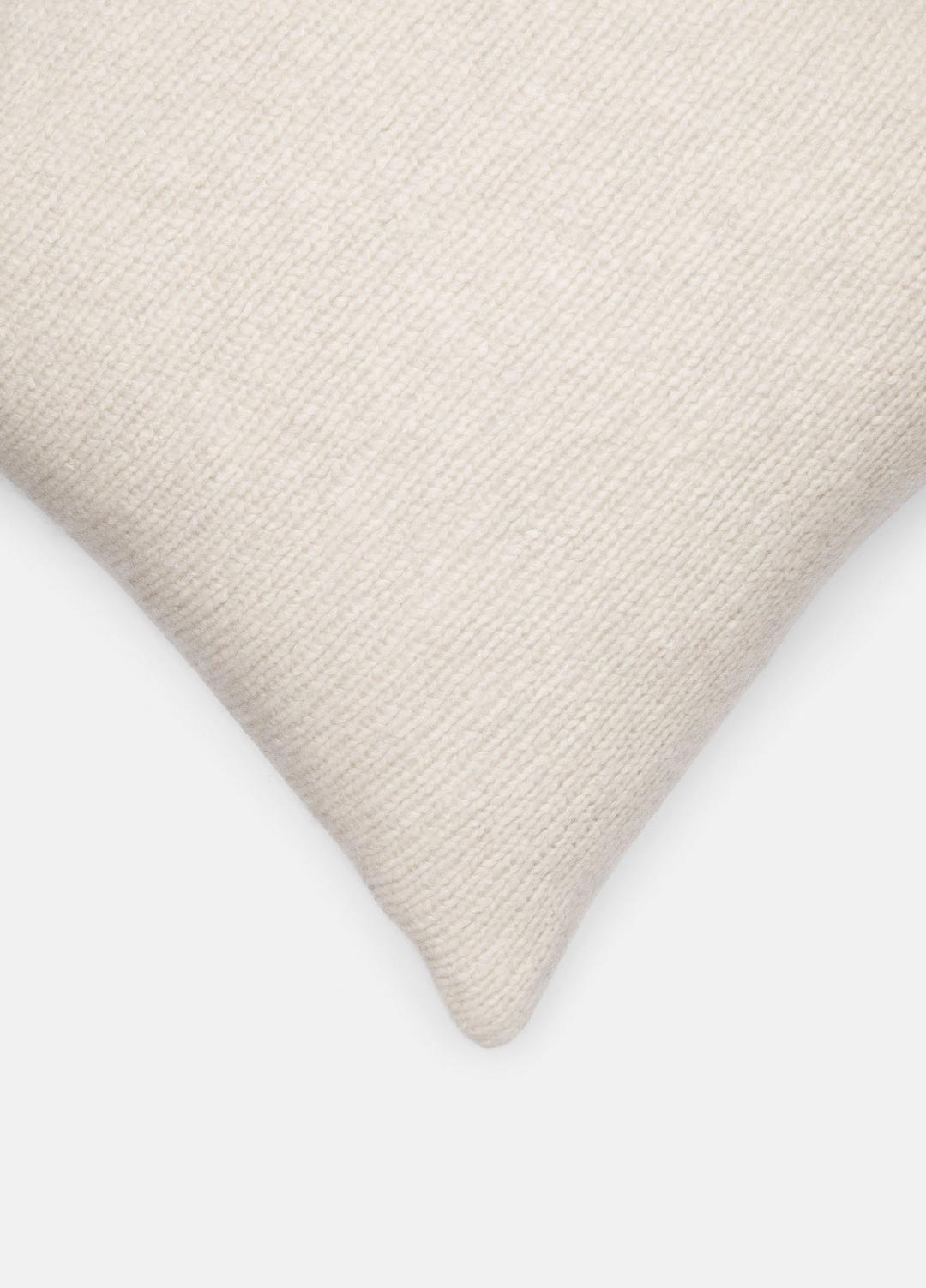 Wool and Cashmere Cardigan-Stitch Pillow in Pillows & Blankets - LACE | VINCE Women