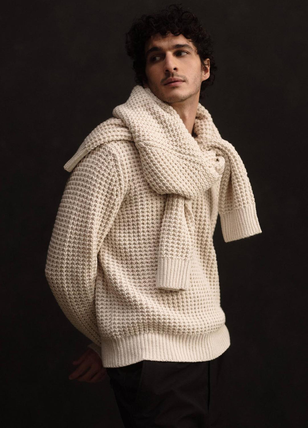 Macro-Waffle Crew Neck Sweater in Crew Neck - PEBBLE WHITE | VINCE Men