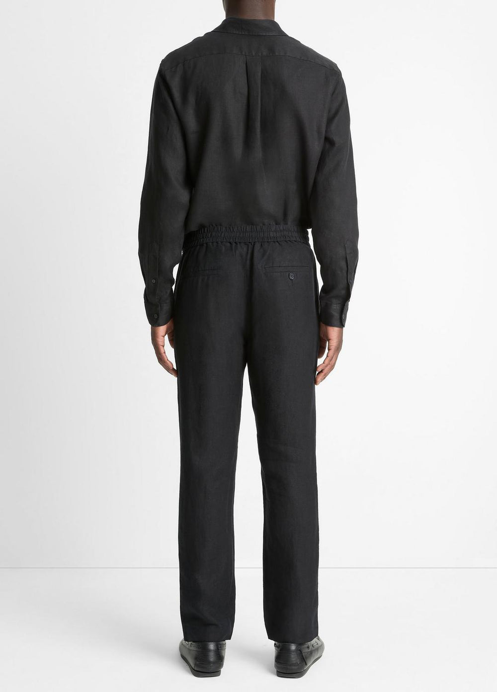 Lightweight Hemp Pant in Trousers - BLACK | VINCE Men