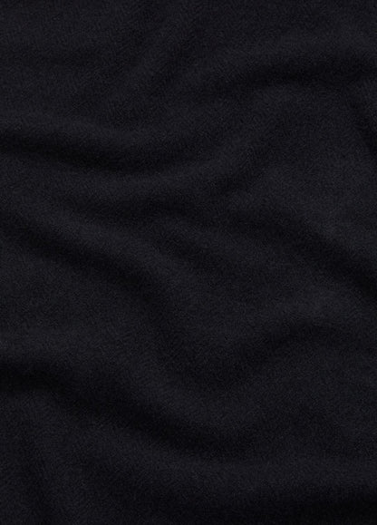 Herringbone Cashmere Scarf in Scarves & Hats - BLACK | VINCE Men