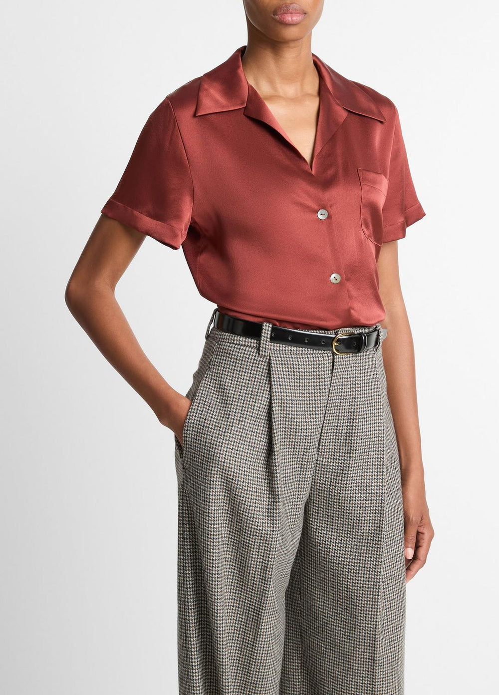 Silk Short-Sleeve Button-Front Shirt in Shirts & Tees - SIENA | VINCE Sale