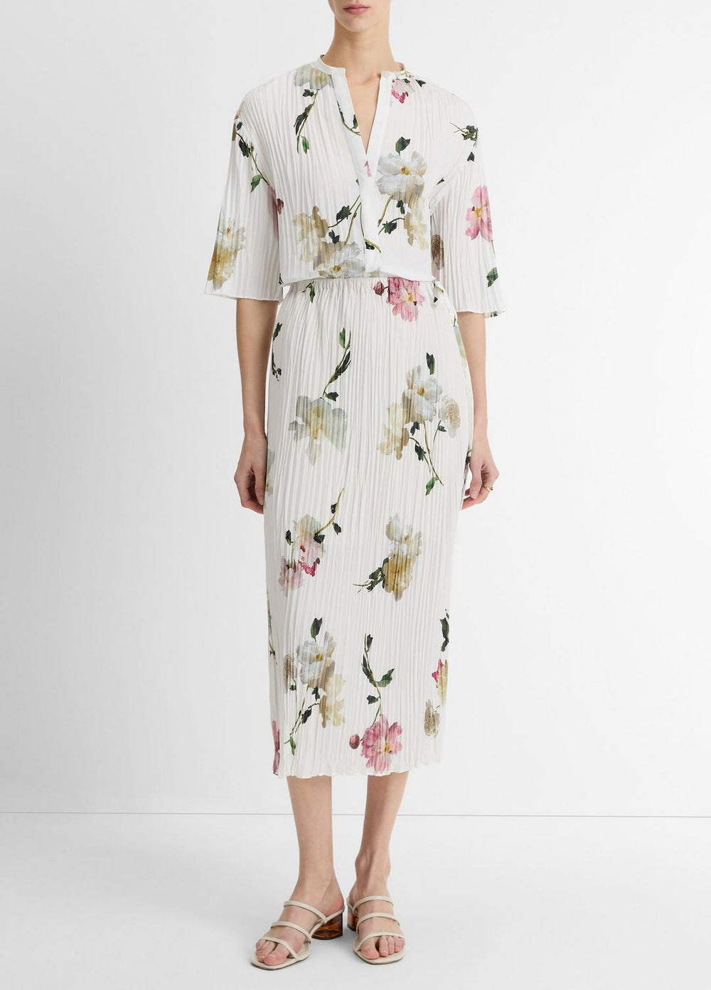 Wilted Peony Pleated Side-Tie Skirt in Dresses & Skirts - WHITE PEONY | VINCE Sale