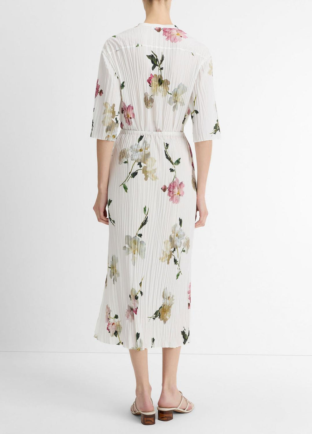 Wilted Peony Pleated Side-Tie Skirt in Dresses & Skirts - WHITE PEONY | VINCE Sale